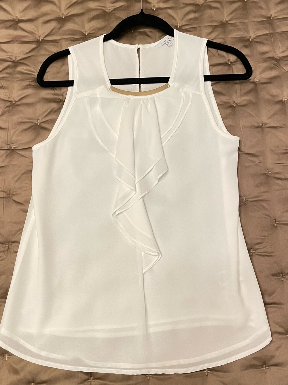 Naked Zebra White Ruffle-Front Sleeveless Camisole